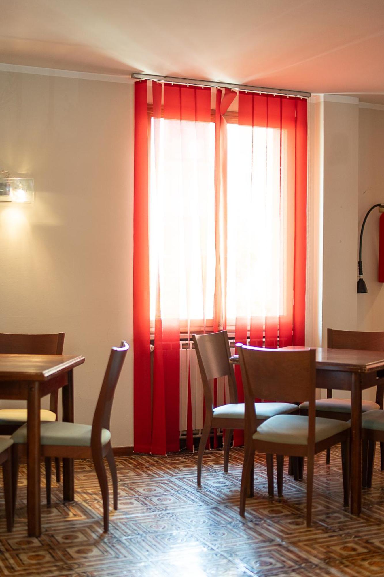 Hotel Napoleon ポントレーモリ エクステリア 写真